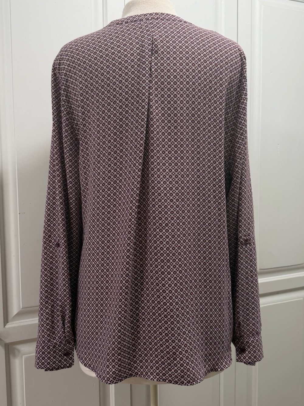 The Limited V-Neck Long Sleeve Blouse - Picture 3 of 4